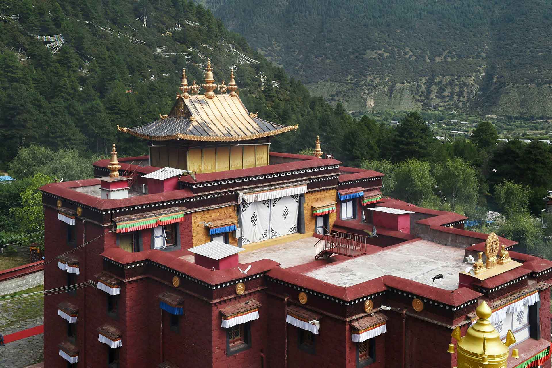 Lama Ling Monastery